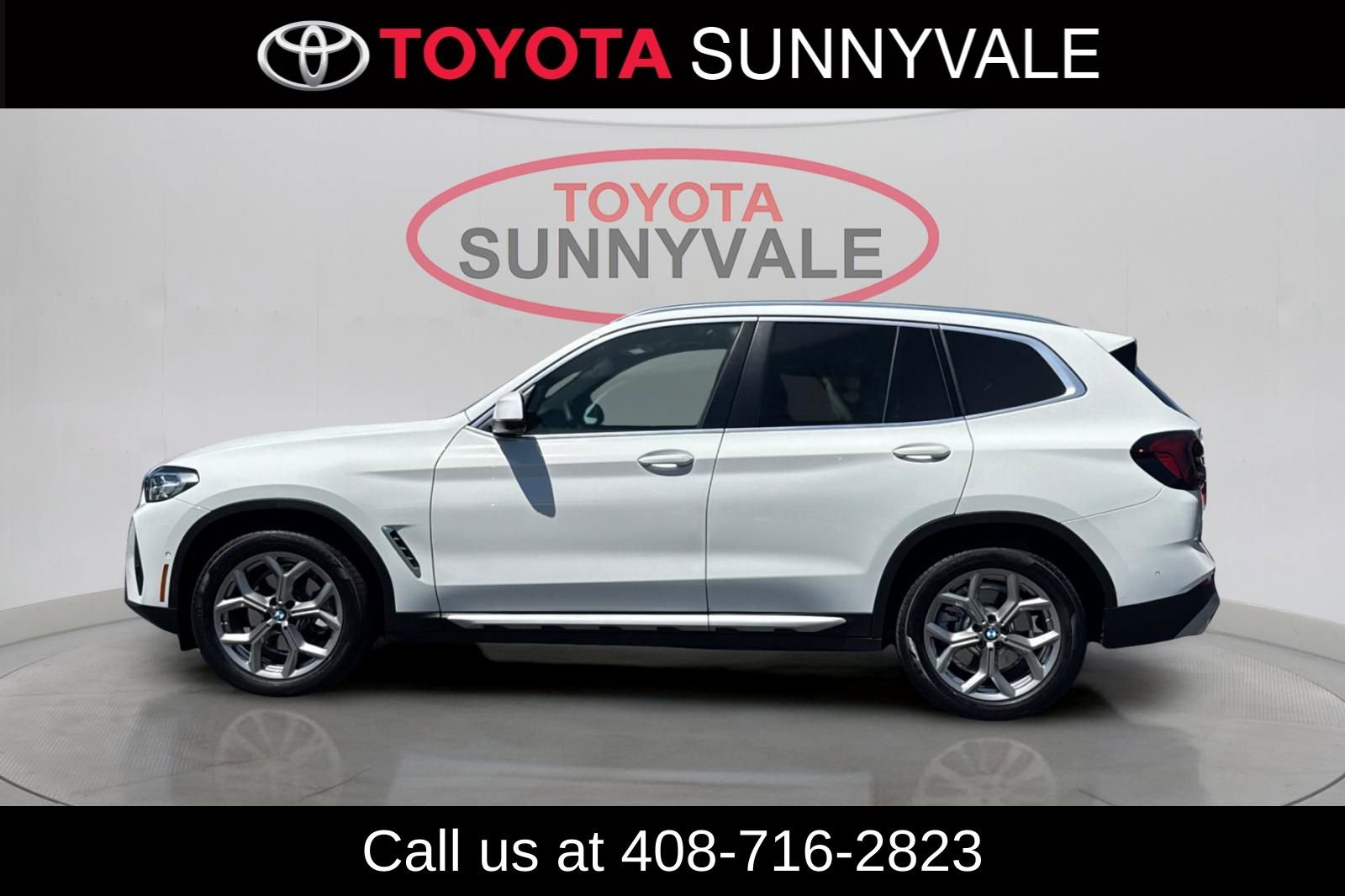 Used 2024 BMW X3 xDrive30i w/ Premium Package AWD/4WD image 6
