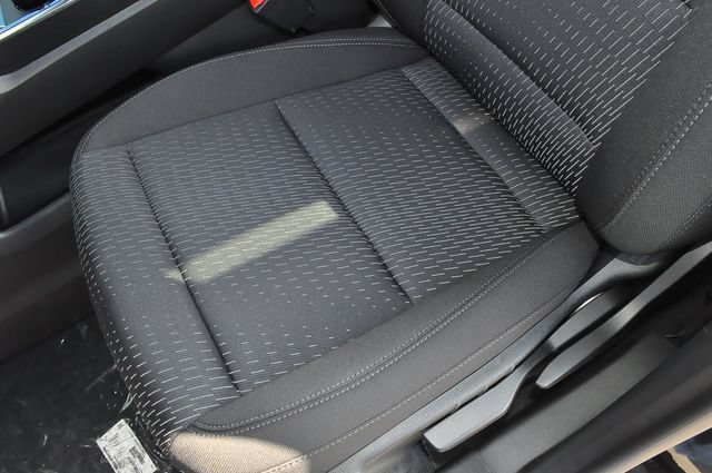 New 2026 Chevrolet Equinox LT w/ Safety and Technology Package FWD image 9