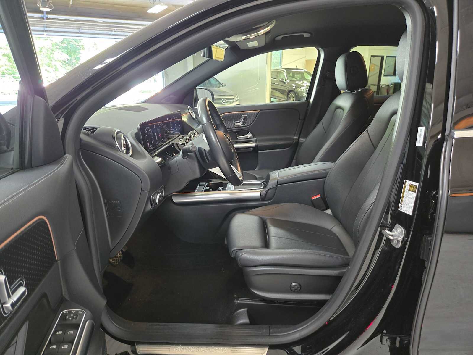 Used 2025 Mercedes-Benz GLA 250 image 21