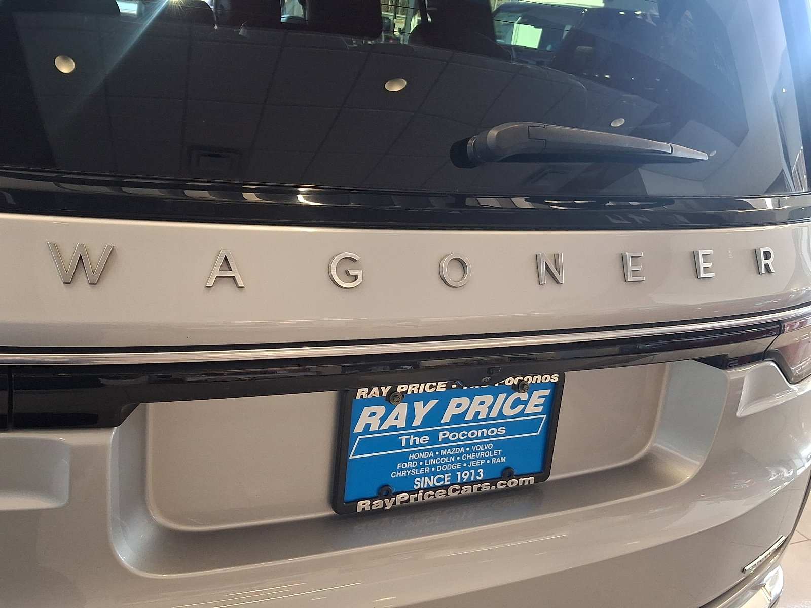 Used 2022 Jeep Wagoneer Series III image 28