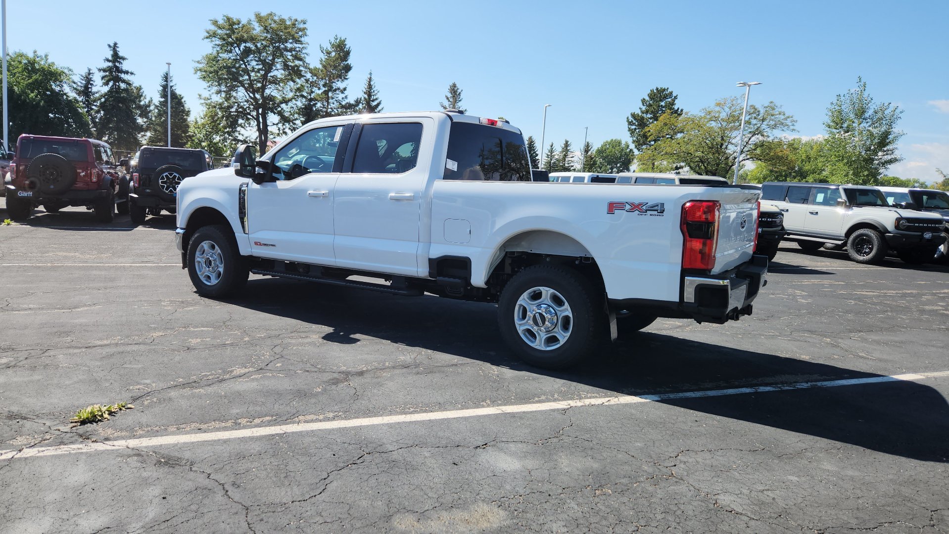 New 2027 Ford F350 XLT w/ XLT Premium Package AWD/4WD image 4