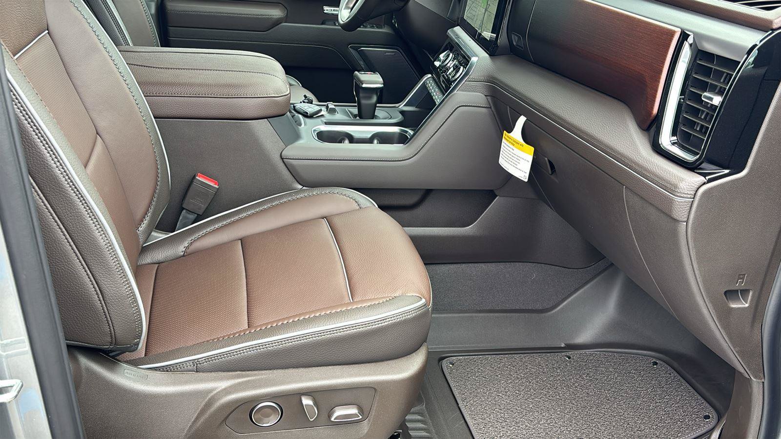 New 2026 GMC Sierra 1500 Denali AWD/4WD image 21