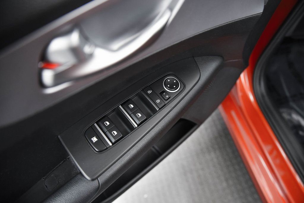 Used 2023 Kia Forte LXS w/ LXS Technology Package image 11