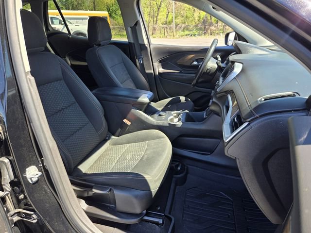 Used 2020 GMC Terrain SLE w/ Elevation Edition image 19