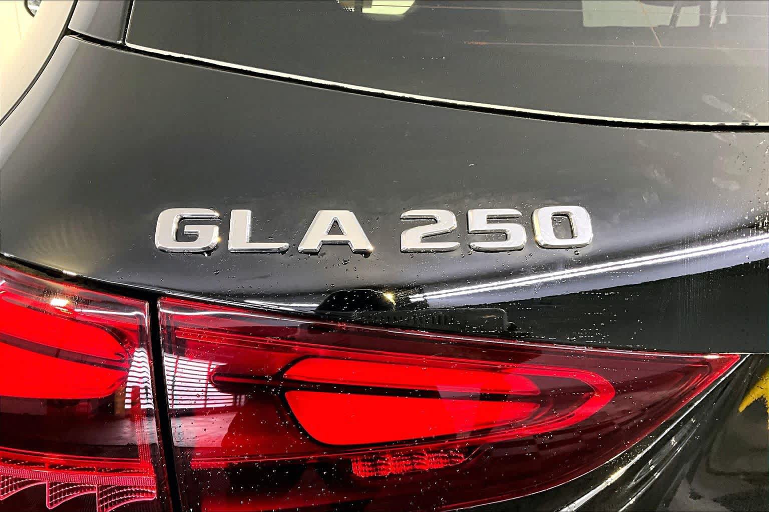 New 2026 Mercedes-Benz GLA 250 4MATIC image 6
