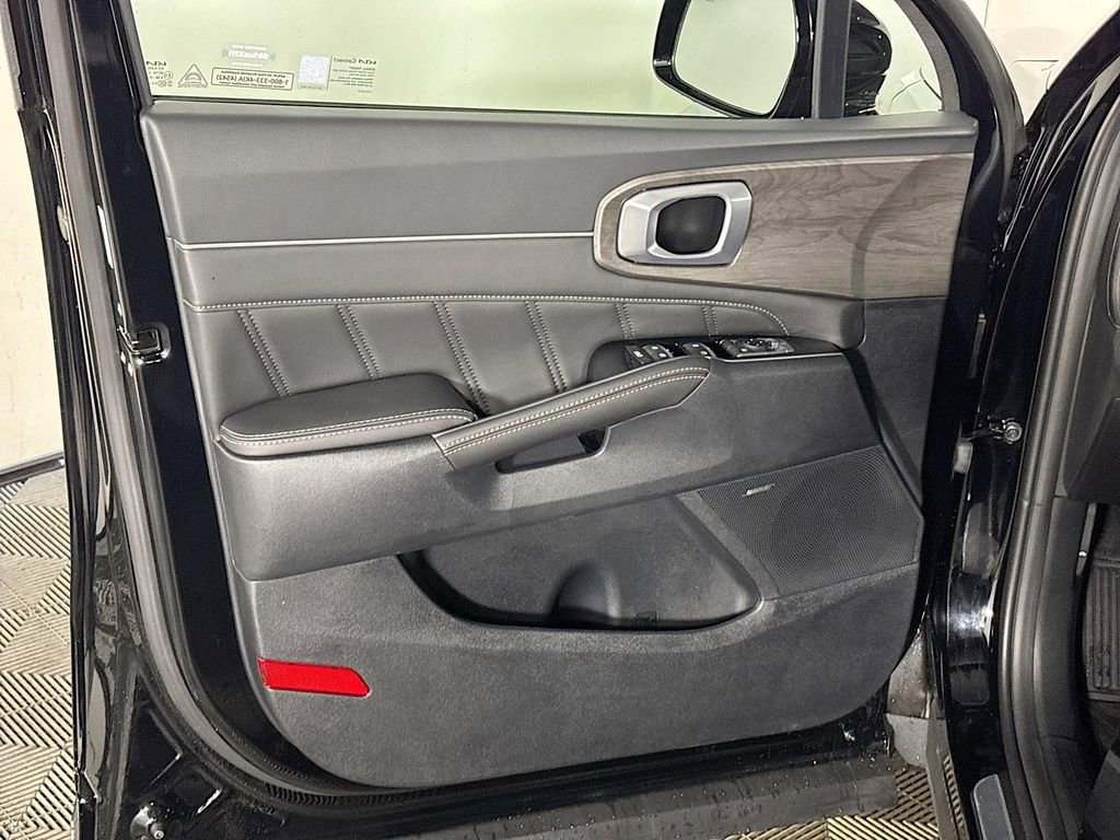 New 2026 Kia Sorento SX image 11