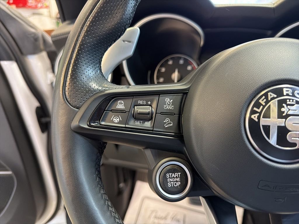 Used 2023 Alfa Romeo Stelvio Veloce image 24