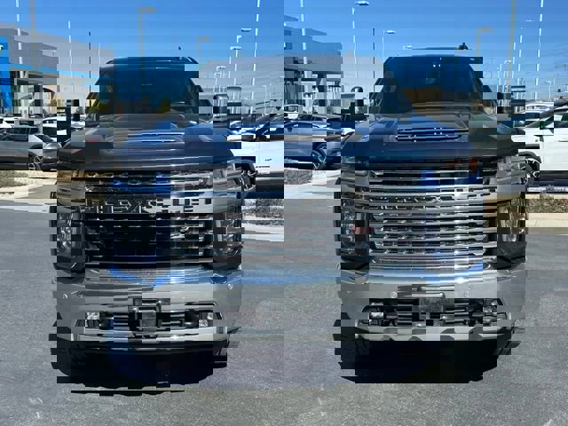 Used 2020 Chevrolet Silverado 3500 LTZ w/ LTZ Premium Package image 29