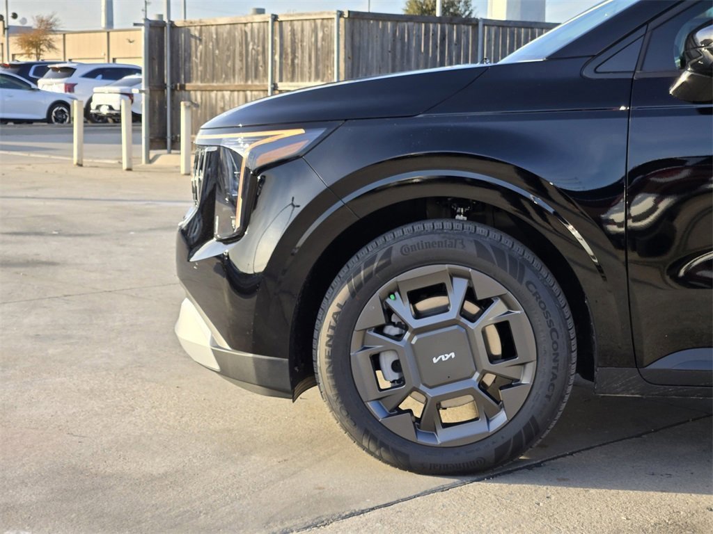 New 2026 Kia Carnival EX image 17