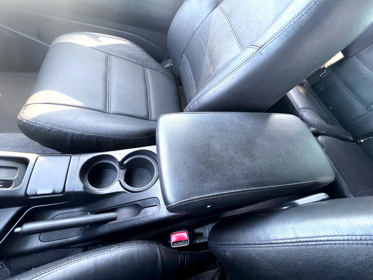 Used 2001 Nissan Pathfinder LE image 39