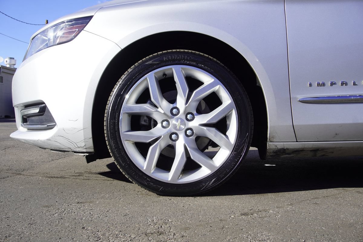 Used 2019 Chevrolet Impala Premier FWD image 24