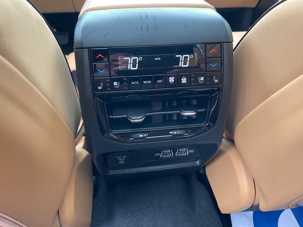 Certified 2023 Jeep Grand Cherokee L Summit AWD/4WD image 16