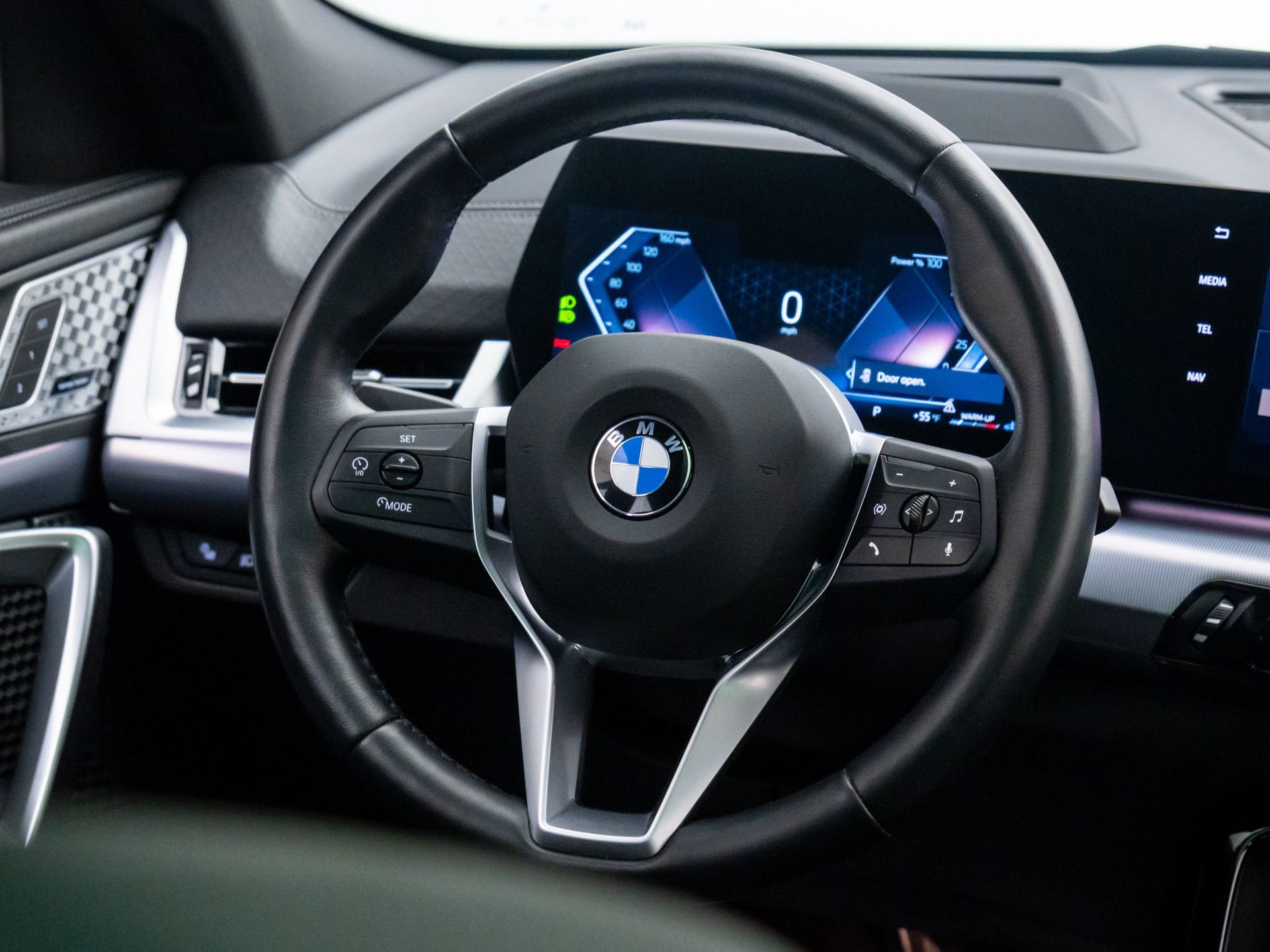 Certified 2025 BMW X2 xDrive28i w/ Premium Package image 10