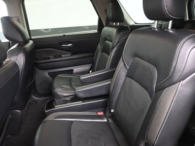 Used 2022 Nissan Pathfinder SL w/ SL Premium Package image 10