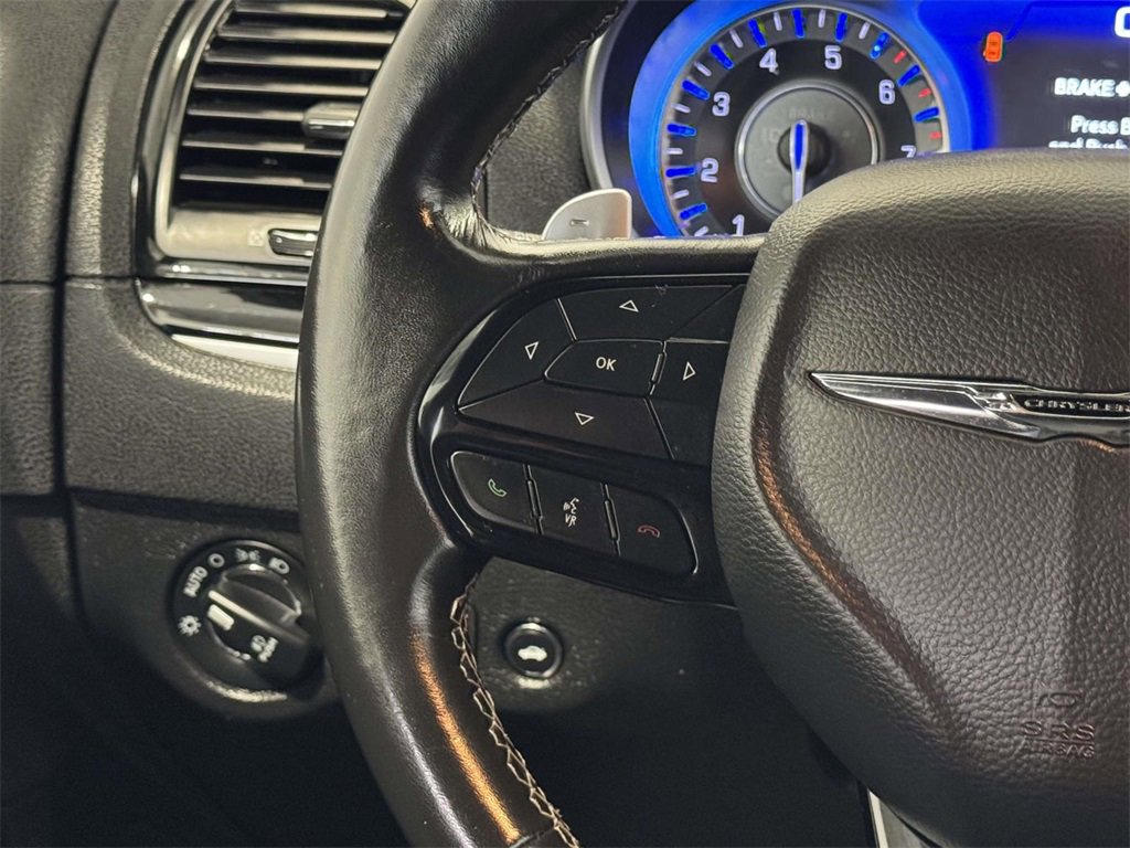 Used 2022 Chrysler 300 S image 29