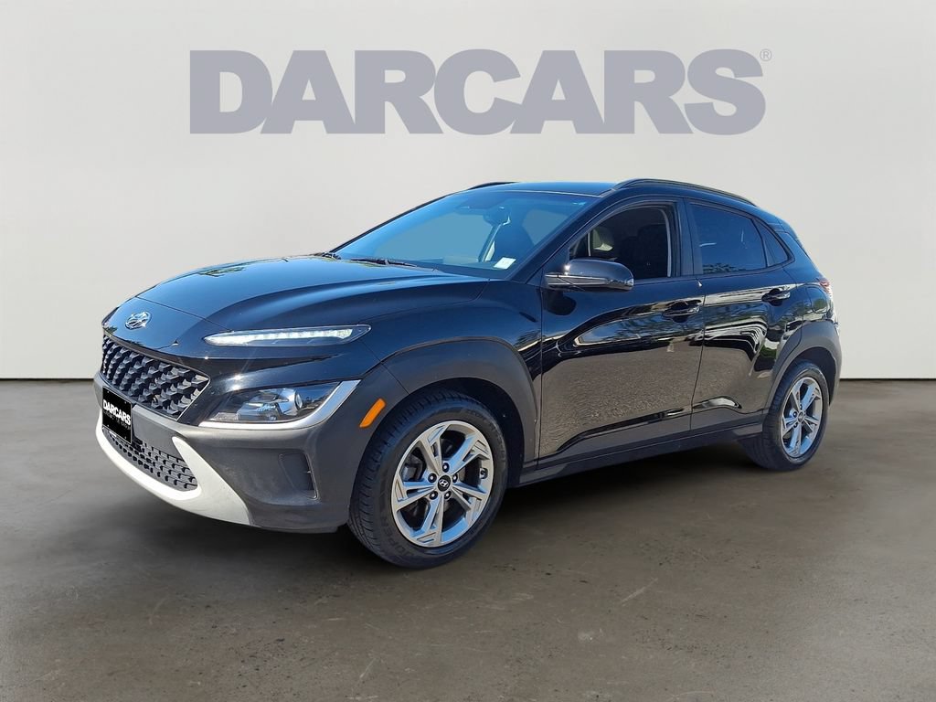 Used 2023 Hyundai Kona SEL AWD/4WD image 3