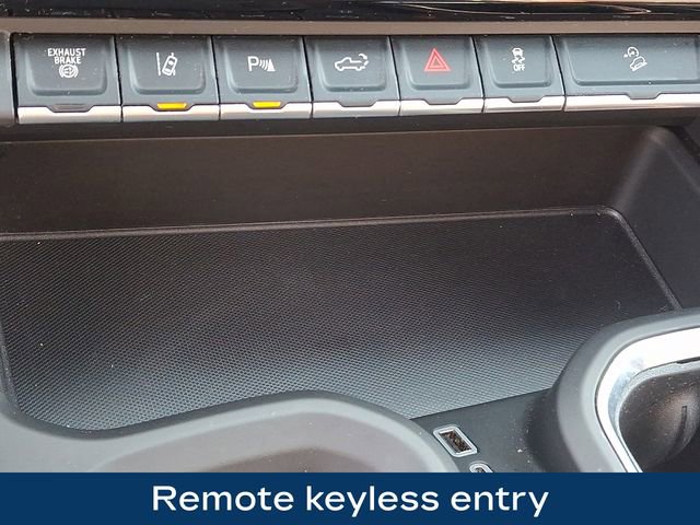 Used 2025 GMC Sierra 3500 Denali Ultimate AWD/4WD image 18