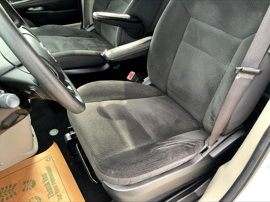 Used 2019 Dodge Grand Caravan SE w/ UConnect Hands-Free Group FWD image 21