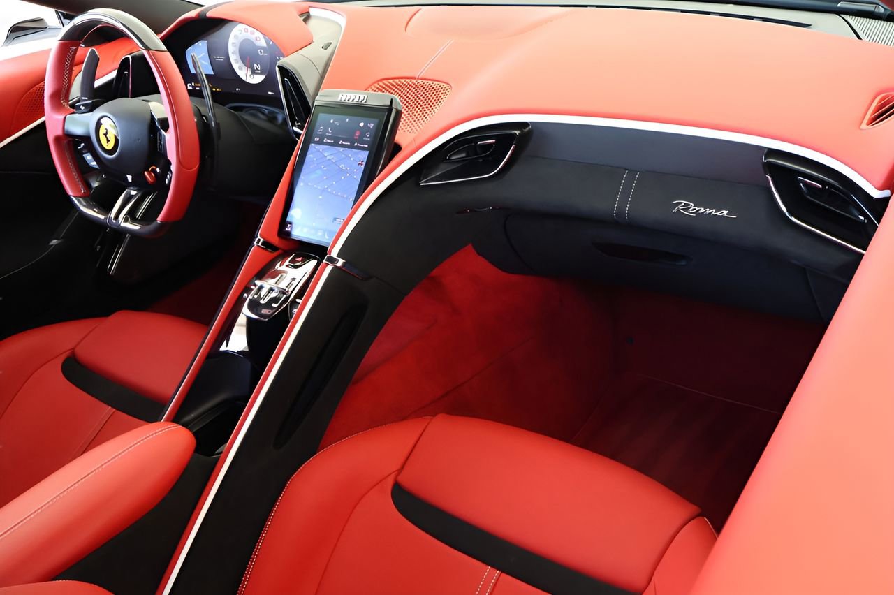 Used 2023 Ferrari Roma image 18