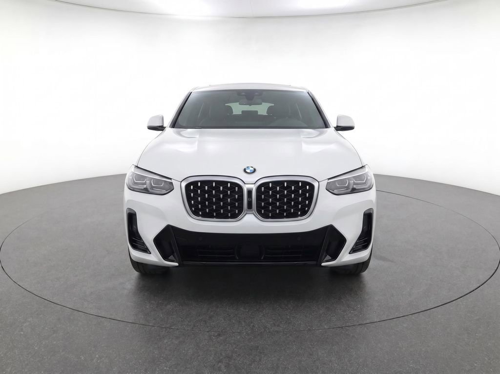 Used 2022 BMW X4 xDrive30i w/ M Sport Package AWD/4WD image 5