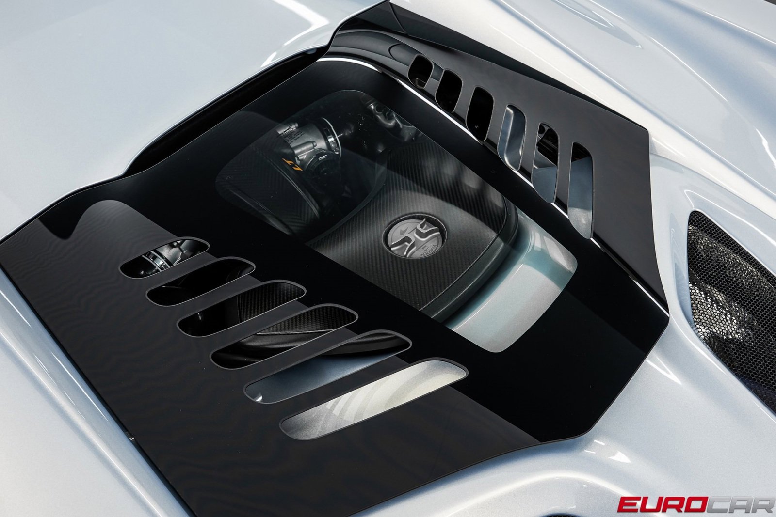 Used 2016 McLaren 675LT Spider image 26