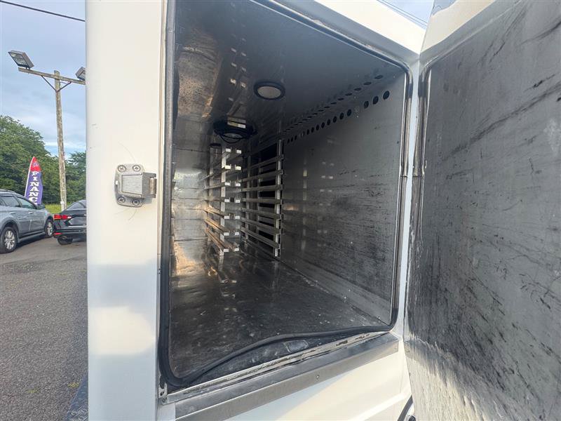 Used 2014 Chevrolet Express 3500 RWD image 33