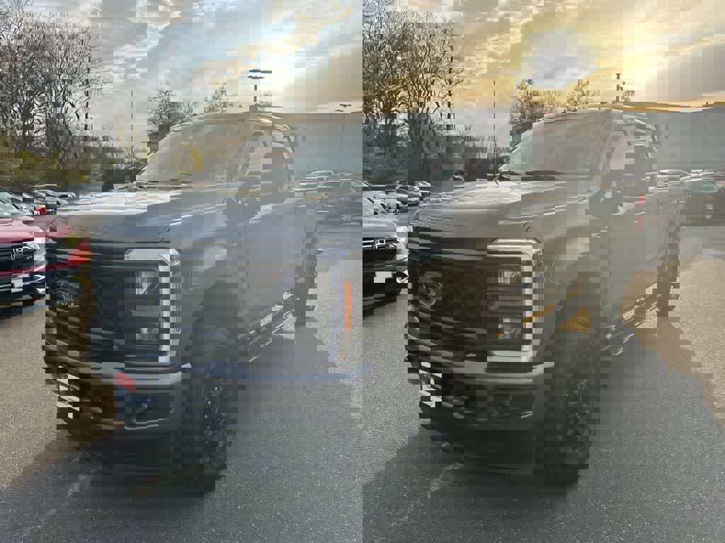 Used 2023 Ford F250 XL w/ STX Appearance Package image 5