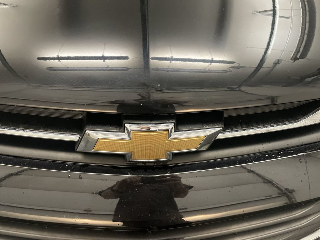Used 2019 Chevrolet Trax LT w/ LT Convenience Package AWD/4WD image 24