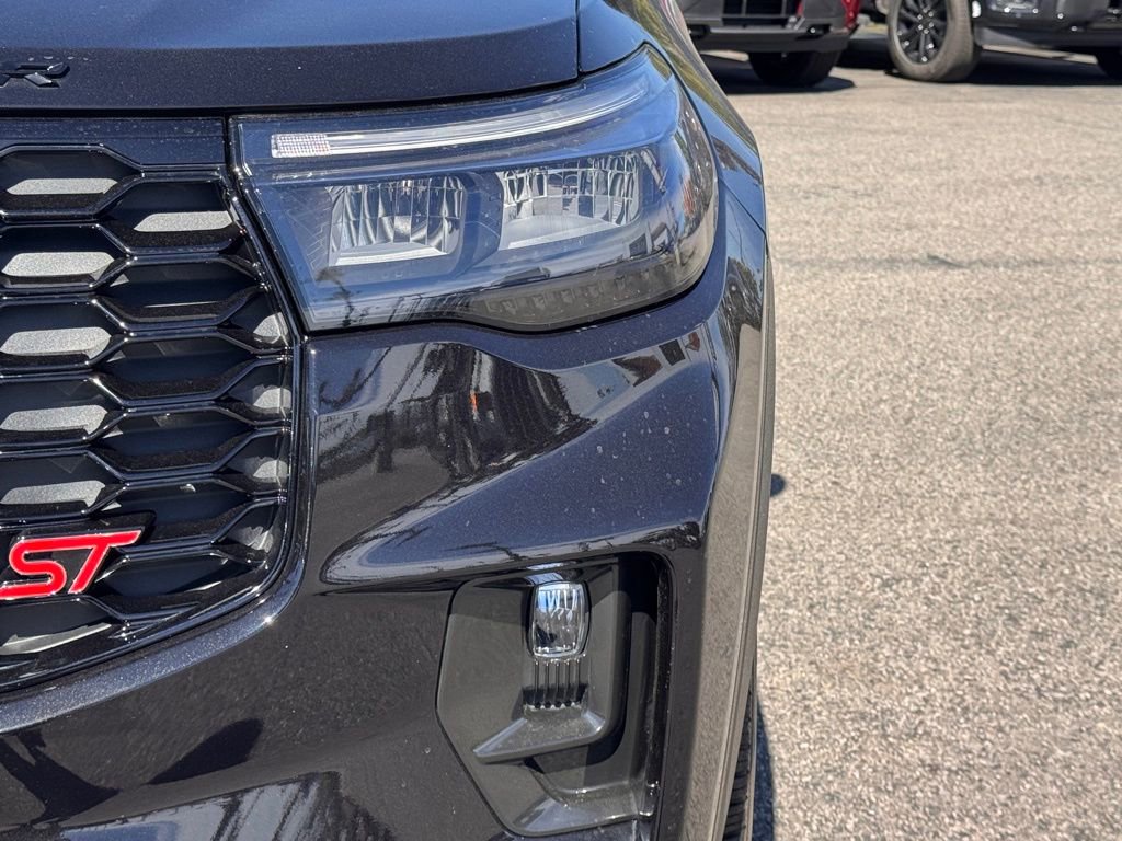 Used 2025 Ford Explorer ST w/ Sun And Sound Package image 8