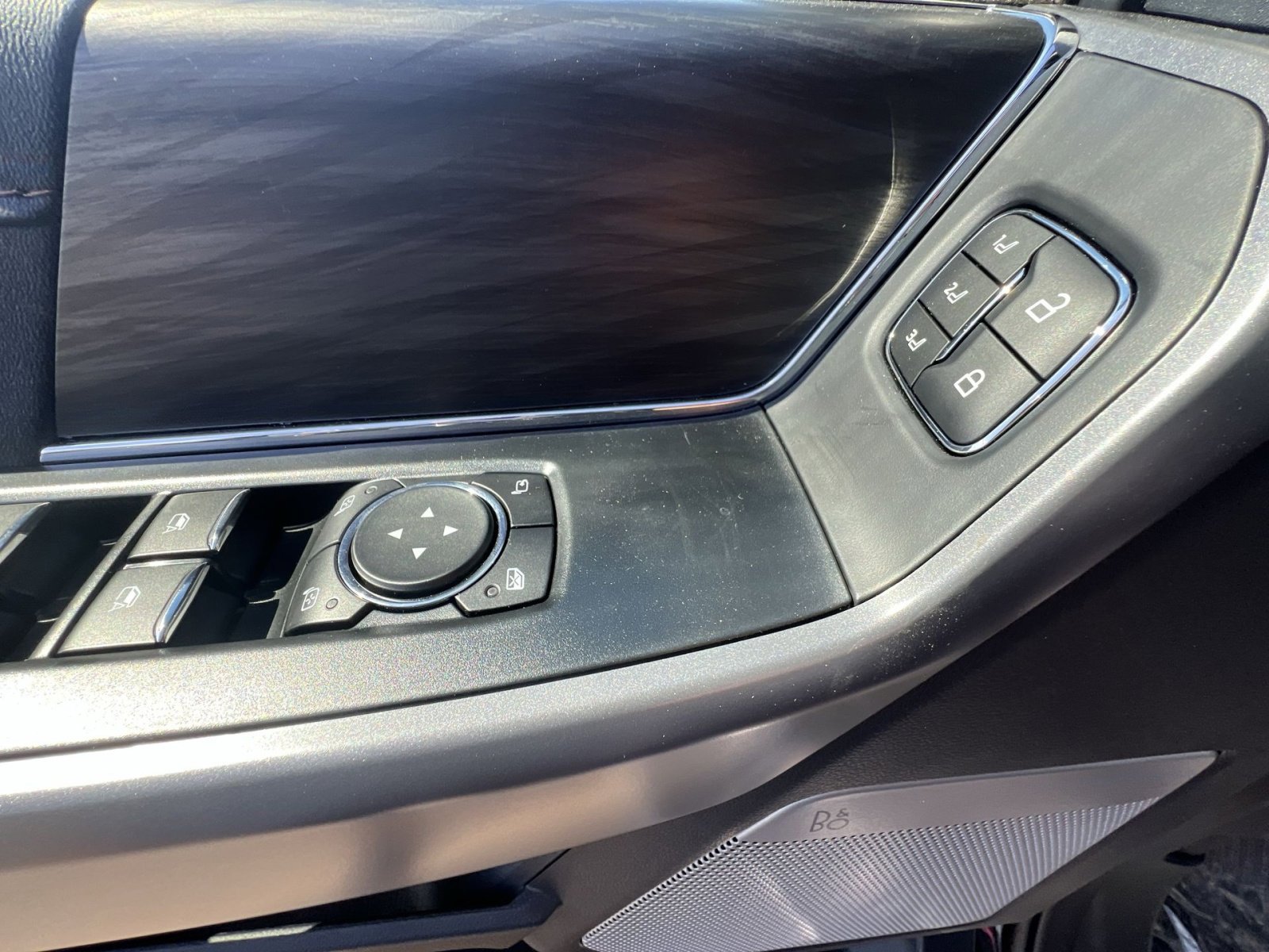 New 2025 Ford F150 Lightning Lariat image 15