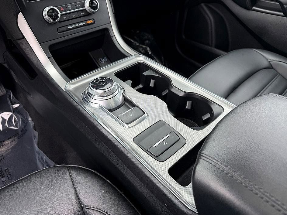 Certified 2022 Ford Edge SEL w/ Convenience Package image 30