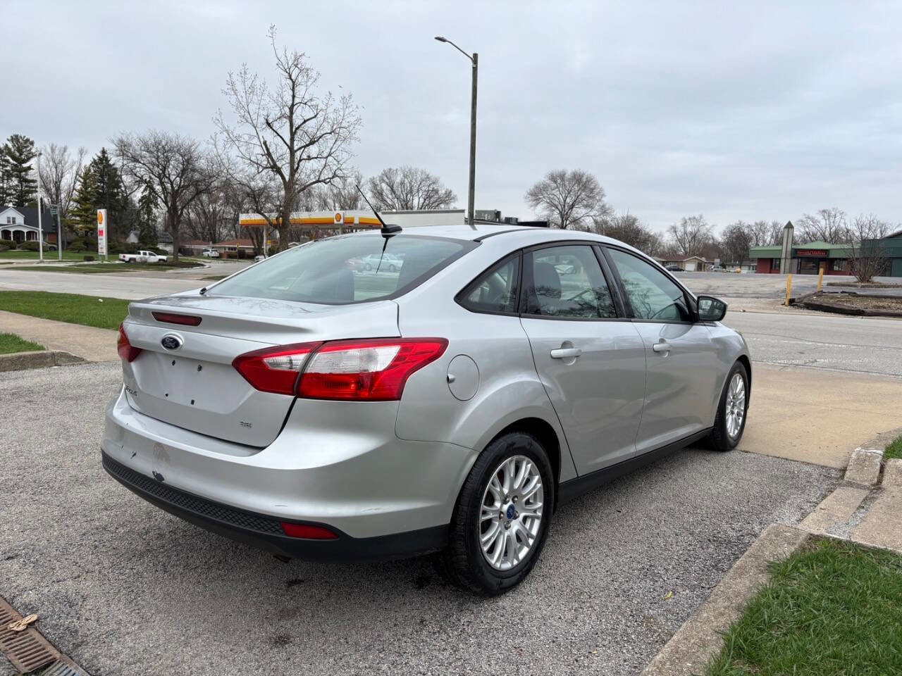 Used 2012 Ford Focus SE image 13