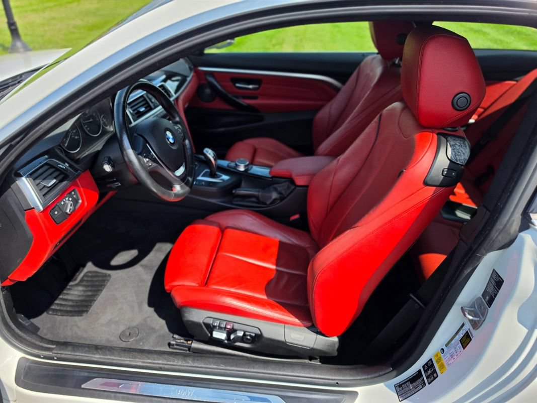 Used 2019 BMW 430i xDrive Coupe w/ Convenience Package AWD/4WD image 10