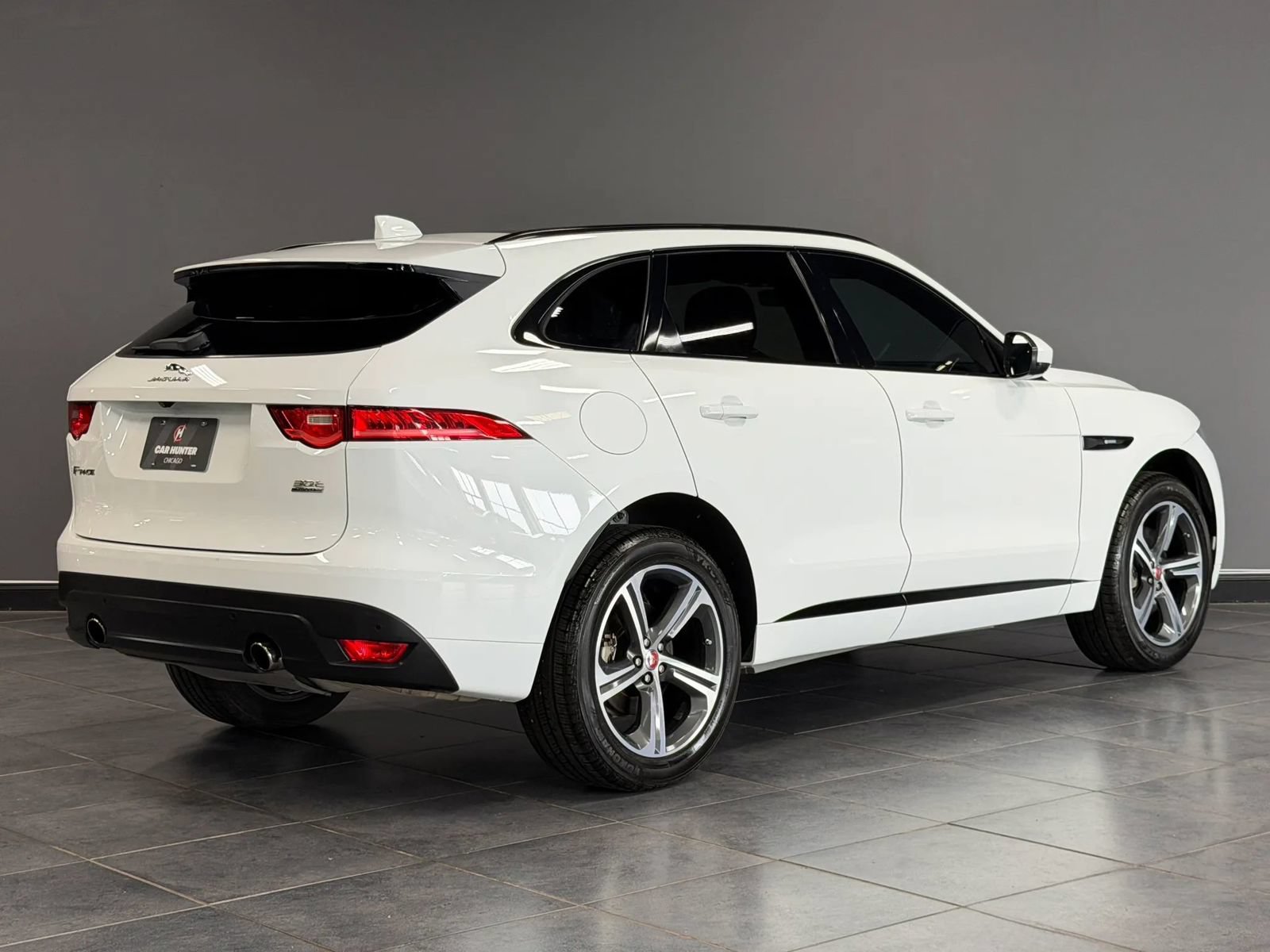 Used 2019 Jaguar F-PACE R-Sport AWD/4WD image 5