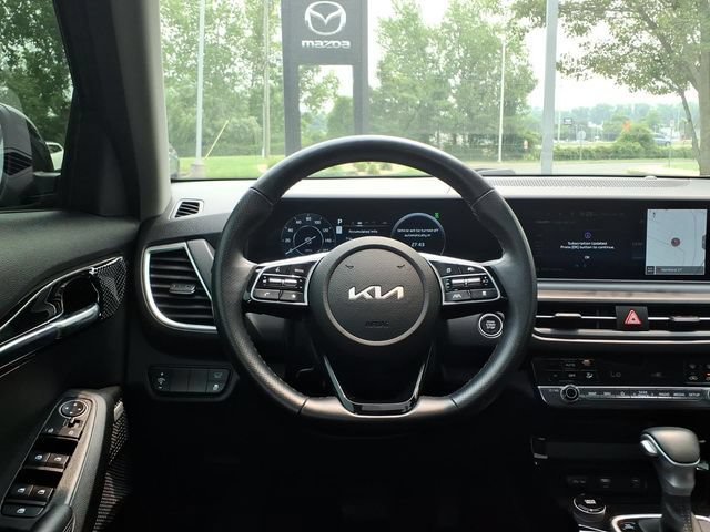 Used 2024 Kia Seltos SX w/ SX Sunroof Package AWD/4WD image 19