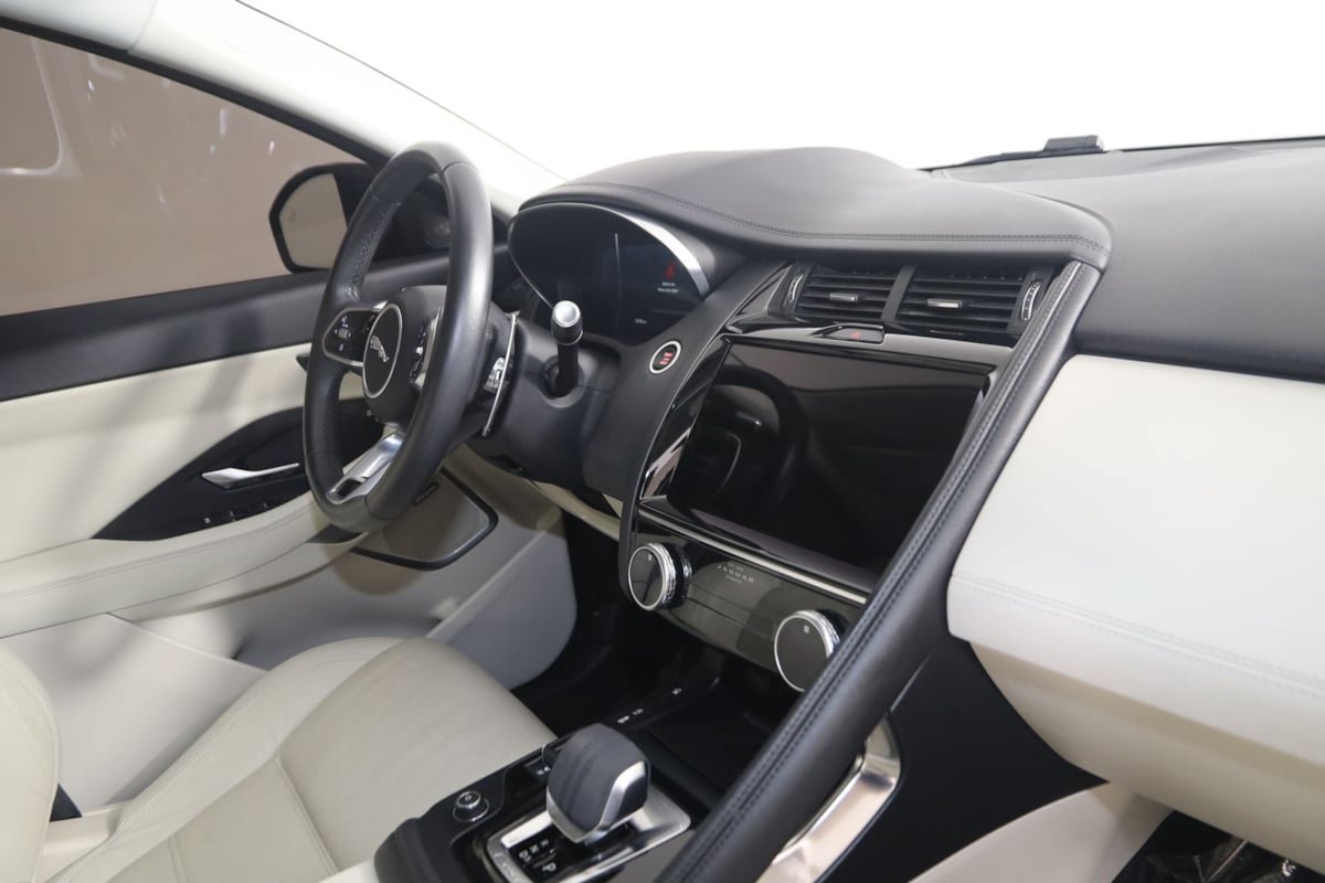 Used 2022 Jaguar E-PACE SE AWD/4WD image 43