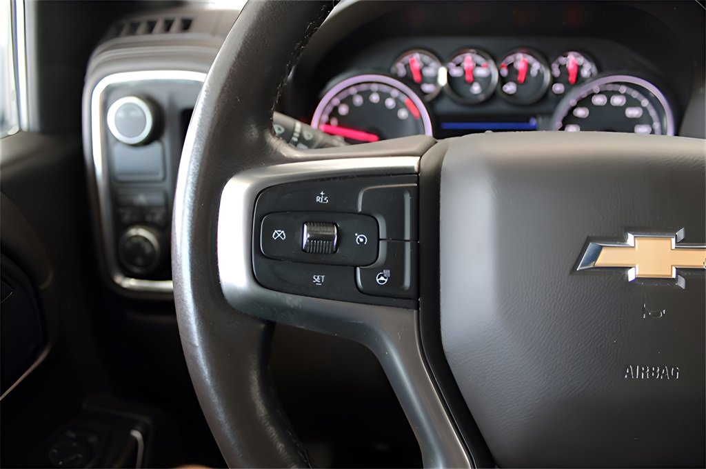 Used 2021 Chevrolet Silverado 1500 LT image 22