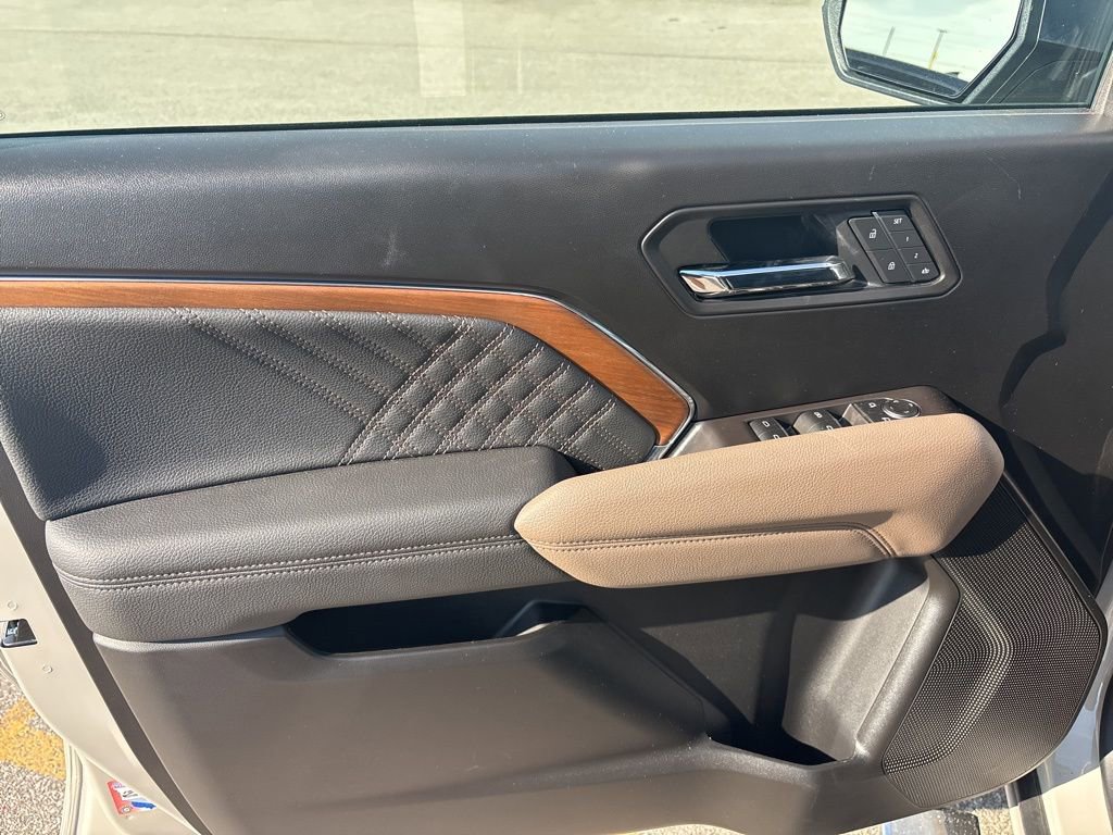 Used 2026 GMC Canyon Denali image 12