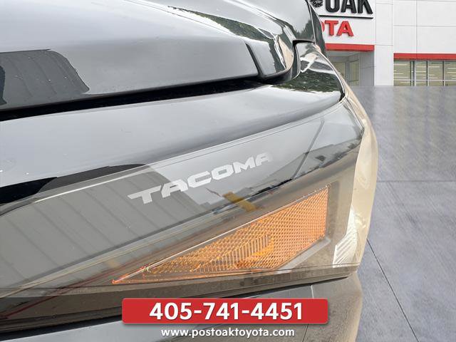 Used 2024 Toyota Tacoma Limited w/ Limited Package (LT) AWD/4WD image 26