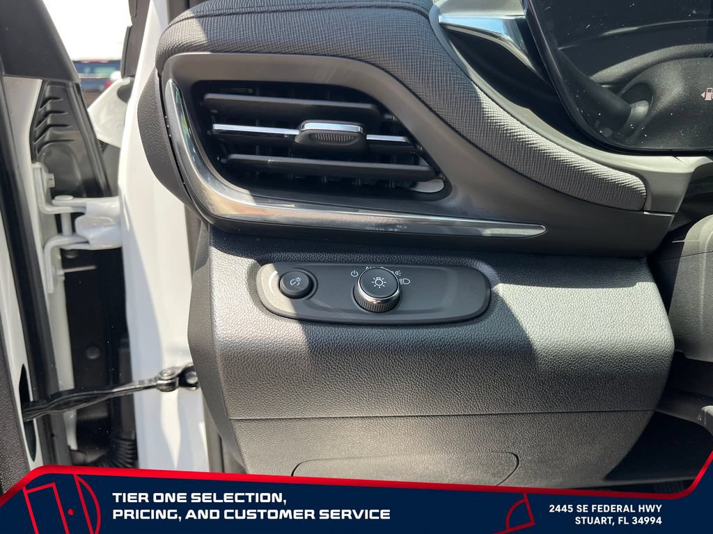 Used 2025 Buick Envista Preferred w/ Convenience I Package FWD image 24