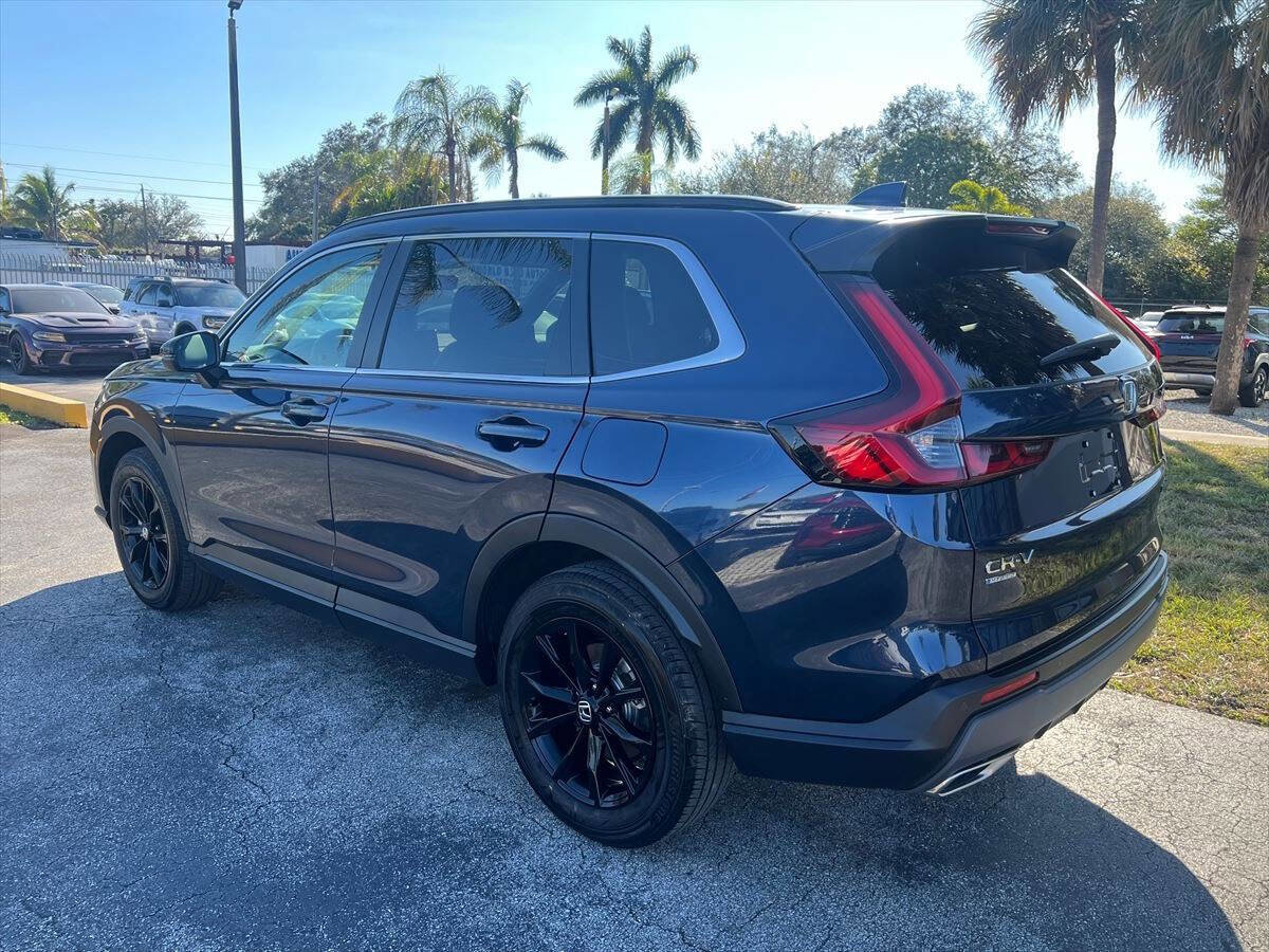 Used 2025 Honda CR-V Sport-L image 6