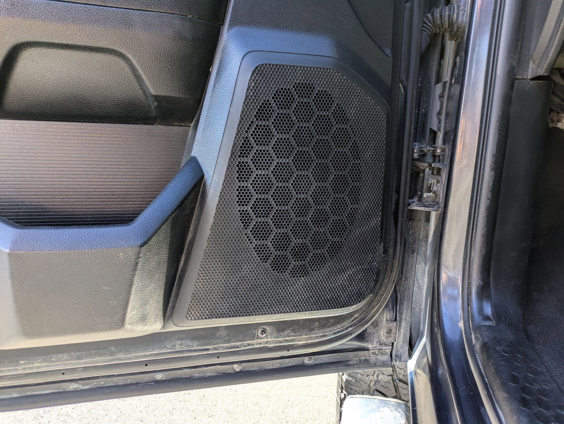 Used 2014 RAM 1500 Sport w/ Sport Premium Group image 15