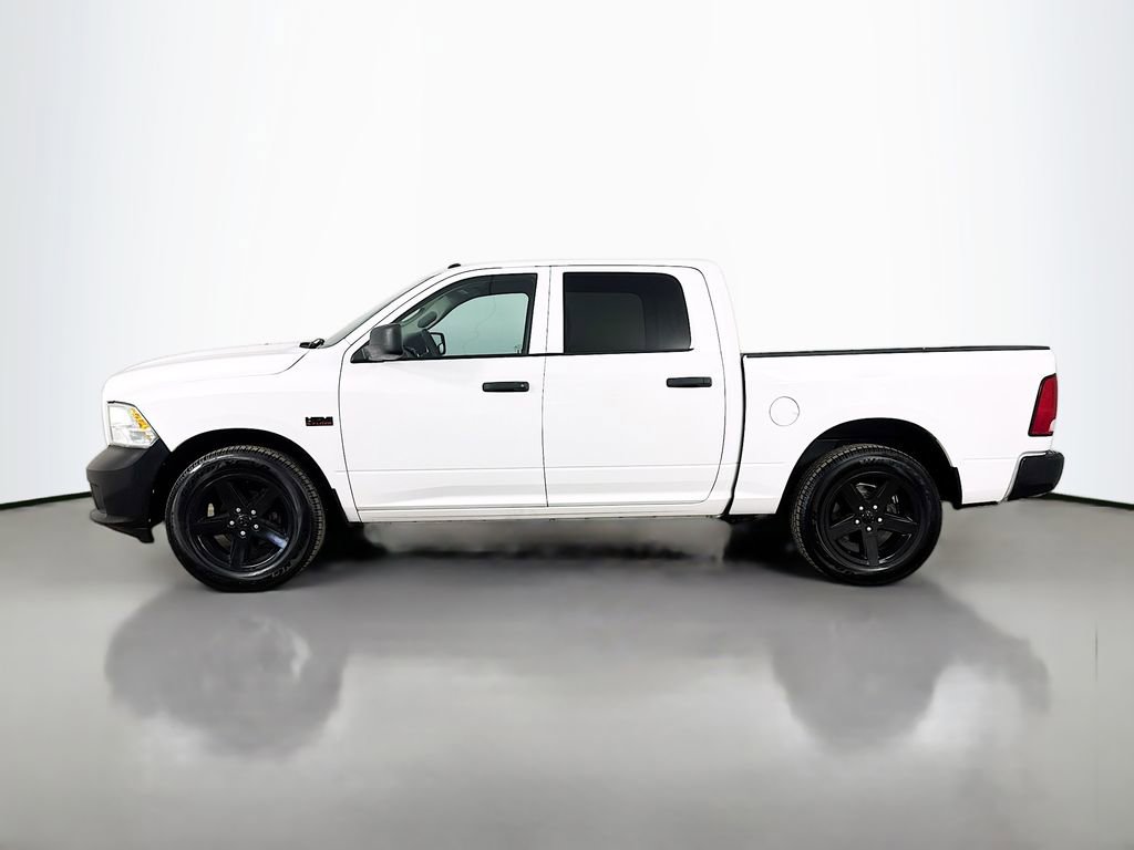 Used 2016 RAM 1500 Express RWD image 4