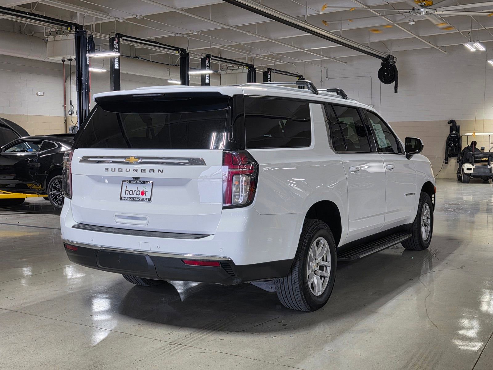 Used 2024 Chevrolet Suburban LS w/ Driver Alert Package image 8