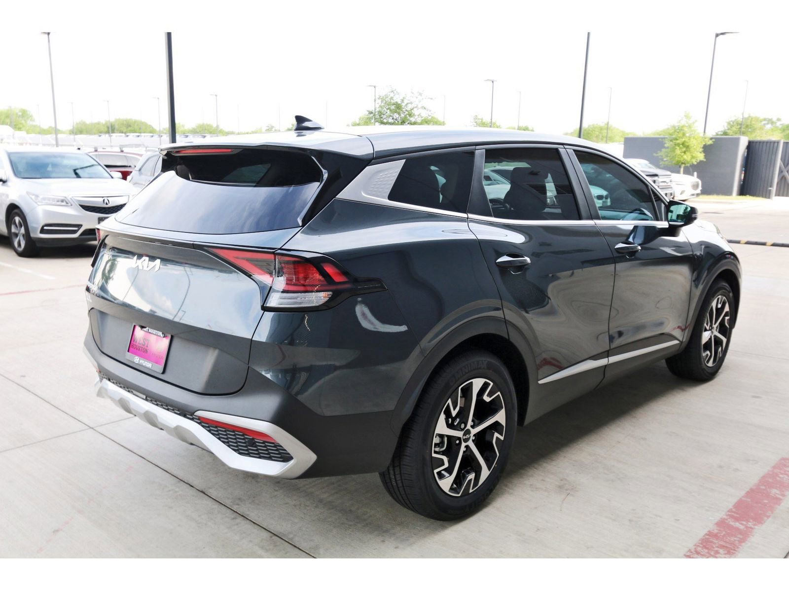 Used 2023 Kia Sportage EX image 8
