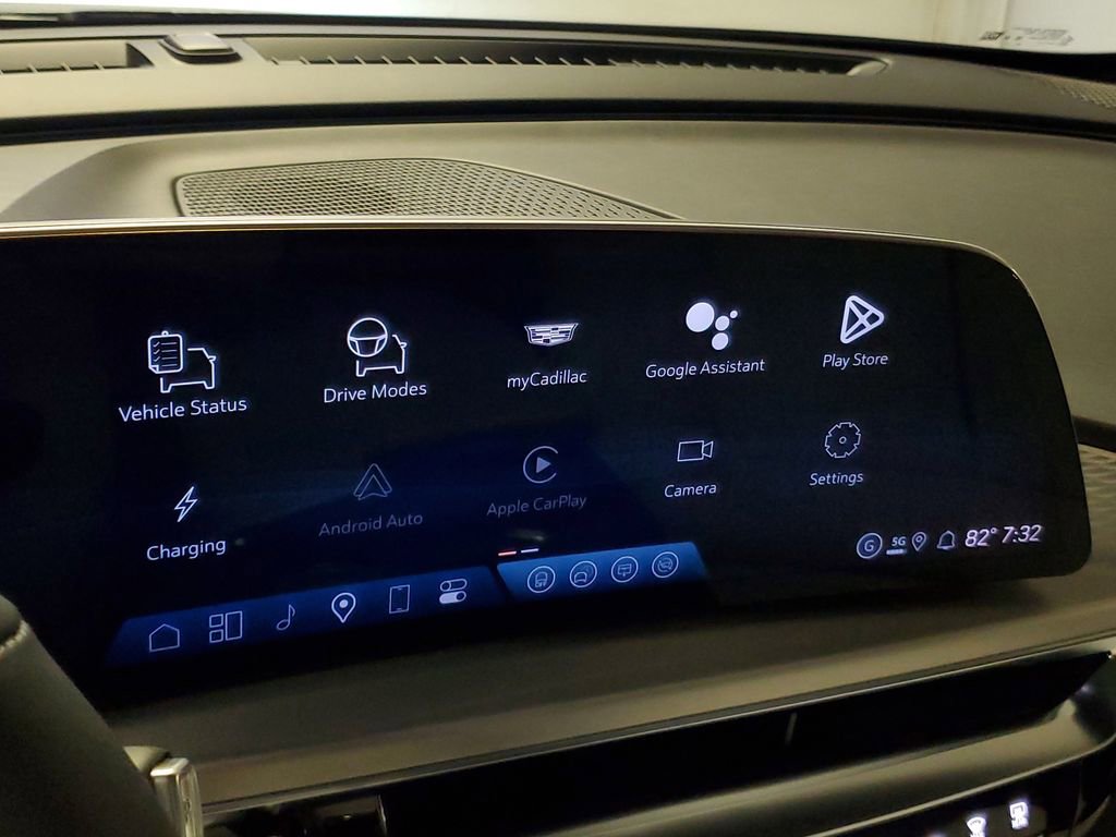 New 2026 Cadillac Lyriq Premium Sport AWD/4WD image 21