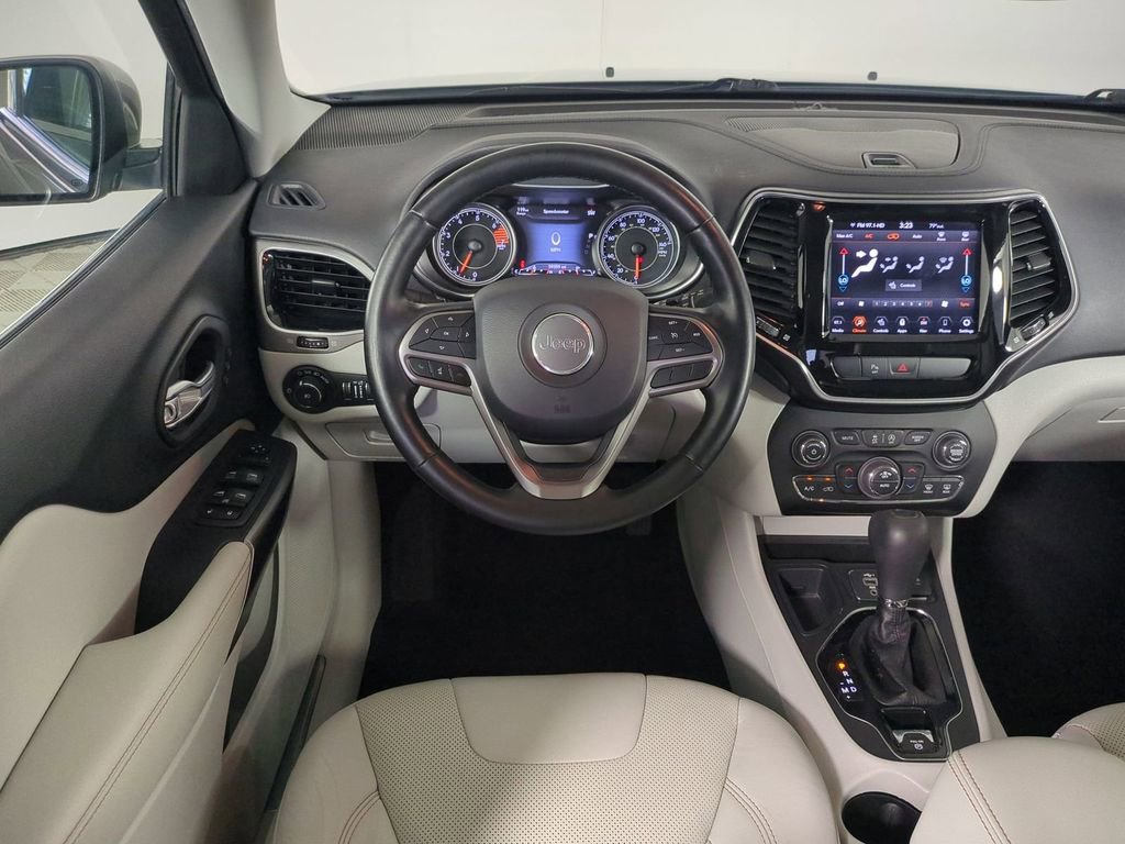 Used 2020 Jeep Cherokee Limited FWD image 19