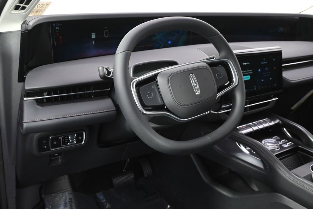 New 2026 Lincoln Nautilus Reserve w/ Jet Appearance Package image 11