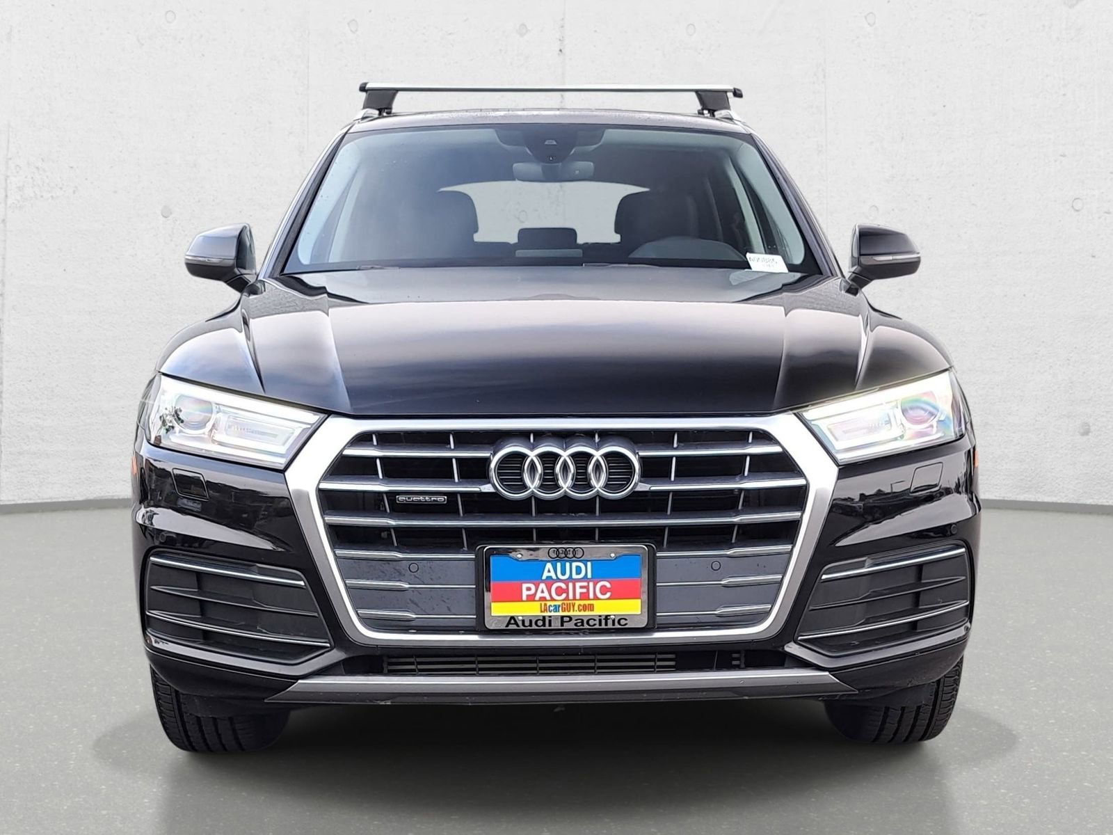 Used 2020 Audi Q5 2.0T Premium w/ Convenience Package image 2