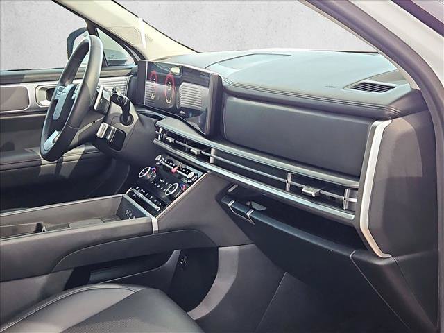 Used 2026 Hyundai Santa Fe SEL FWD image 20